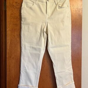 Women's Cream Straight-Leg Jeans — Classic Everyday Style